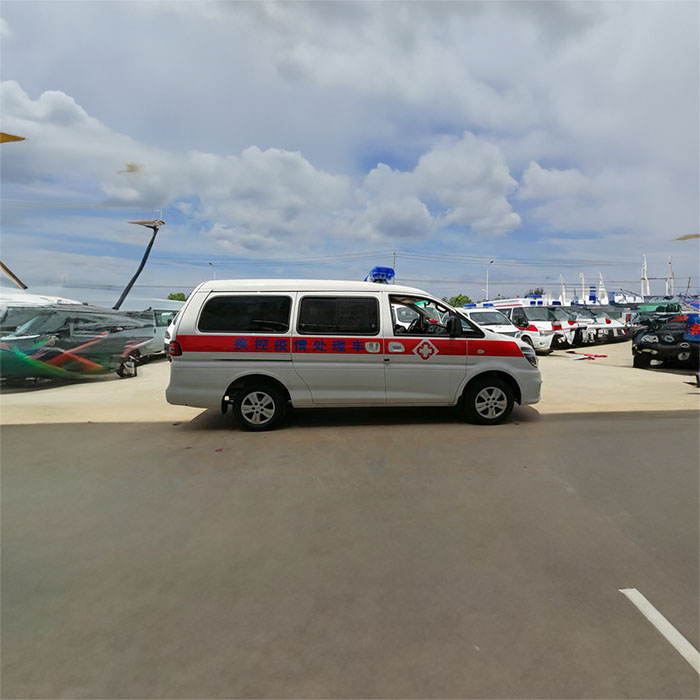 深圳租赁私人救护车电话号码