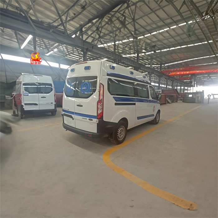 深圳租赁私人救护车联系方式