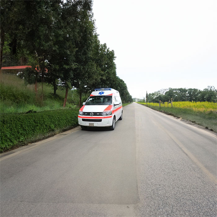 深圳出租救护车联系电话