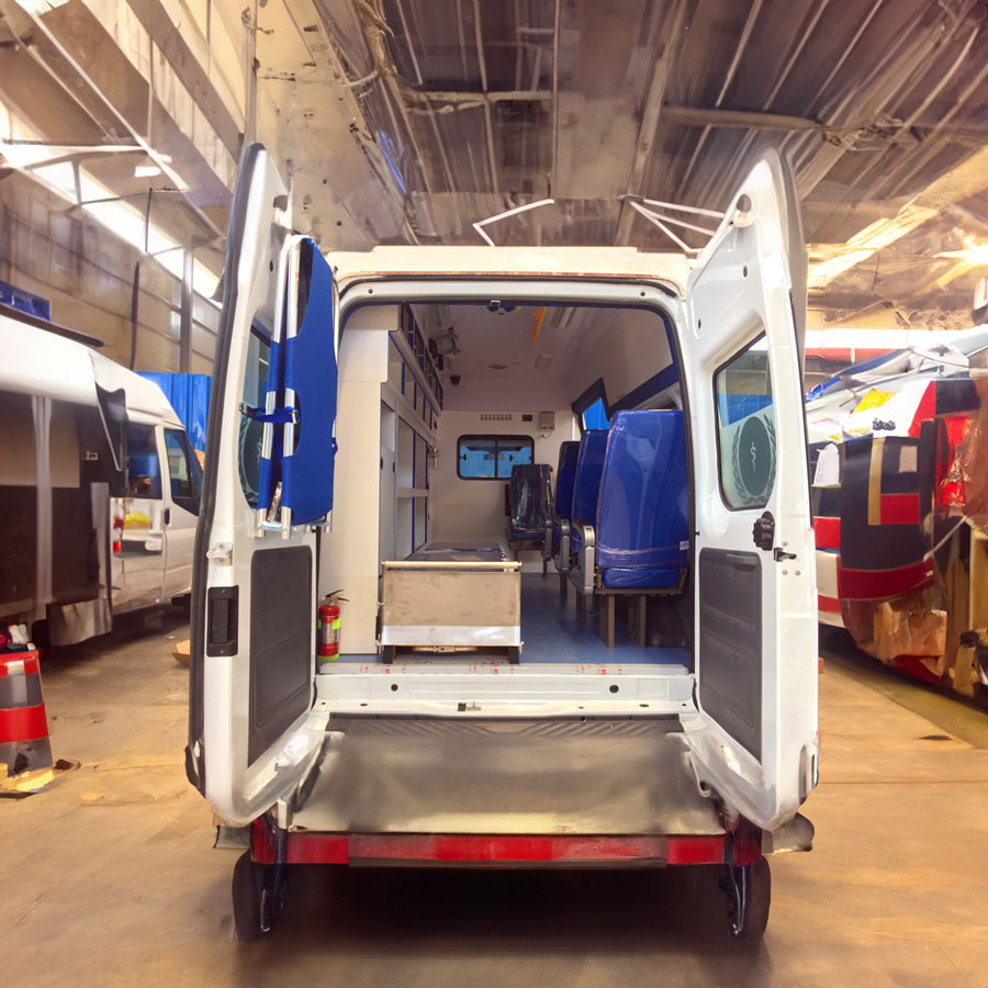 深圳租赁救护车电话号码