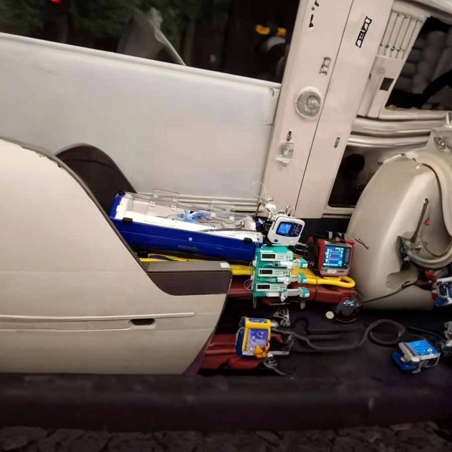 深圳出租私人救护车电话号码