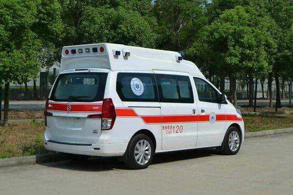 东莞市人民医院预约私人救护车租赁到遵义医学院附属口腔医院跨省救护车电话
