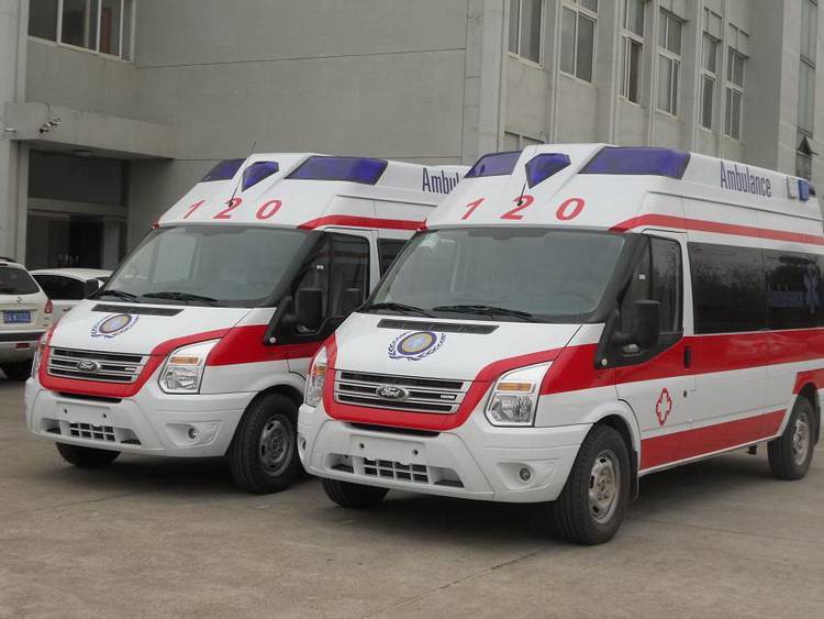 开平市中心医院出租急救车护送到齐齐哈尔市第二医院私人救护车出租
