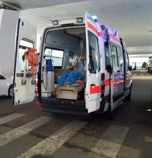 武警广东省总队医院预约私人救护车转运到天津市第五中心医院天津市塘沽医院救护车电话