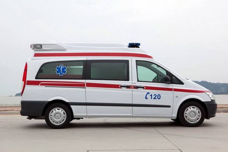 广州医学院口腔医院预约私人救护车租赁到无锡市妇幼保健院哪里有救护车出租