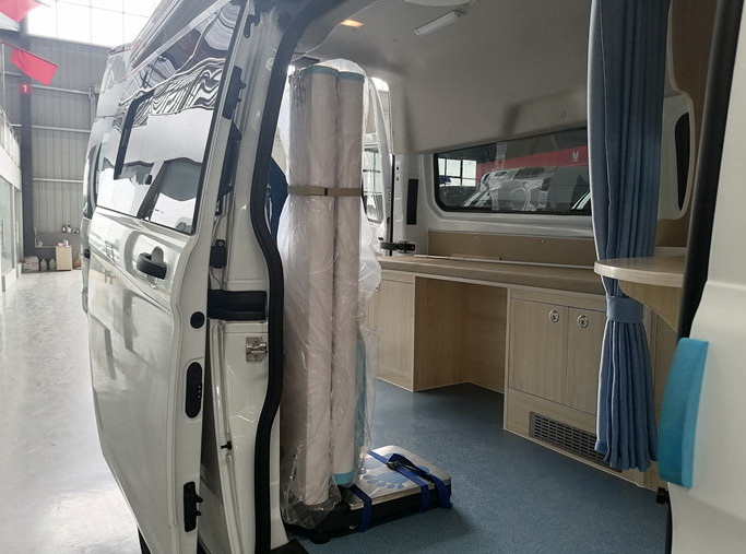 东莞市人民医院救护车出租到贵阳中医学院附属医院救护车出租租赁