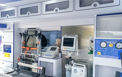 广东番禺中心医院私人救护车出租到重庆医科大学附属医院跨省救护车