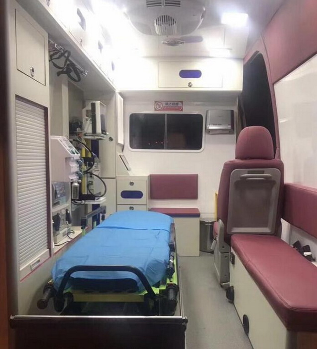 广州医学院第三附属医院租私人救护车到二炮兵医院救护车电话