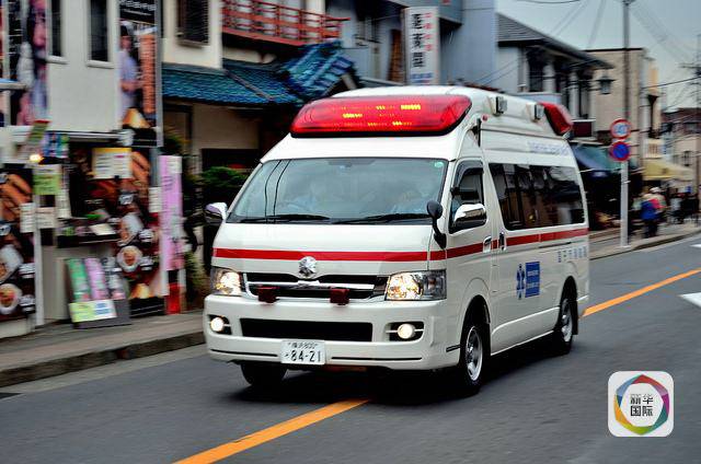 佛山市第四人民医院租赁私人救护车转运到成都第三人民医院救护车出租服务