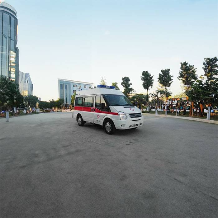 2023年广东深圳坪山租赁救护车电话 私人救护车出租电话 急救车租车收费120租赁多少钱