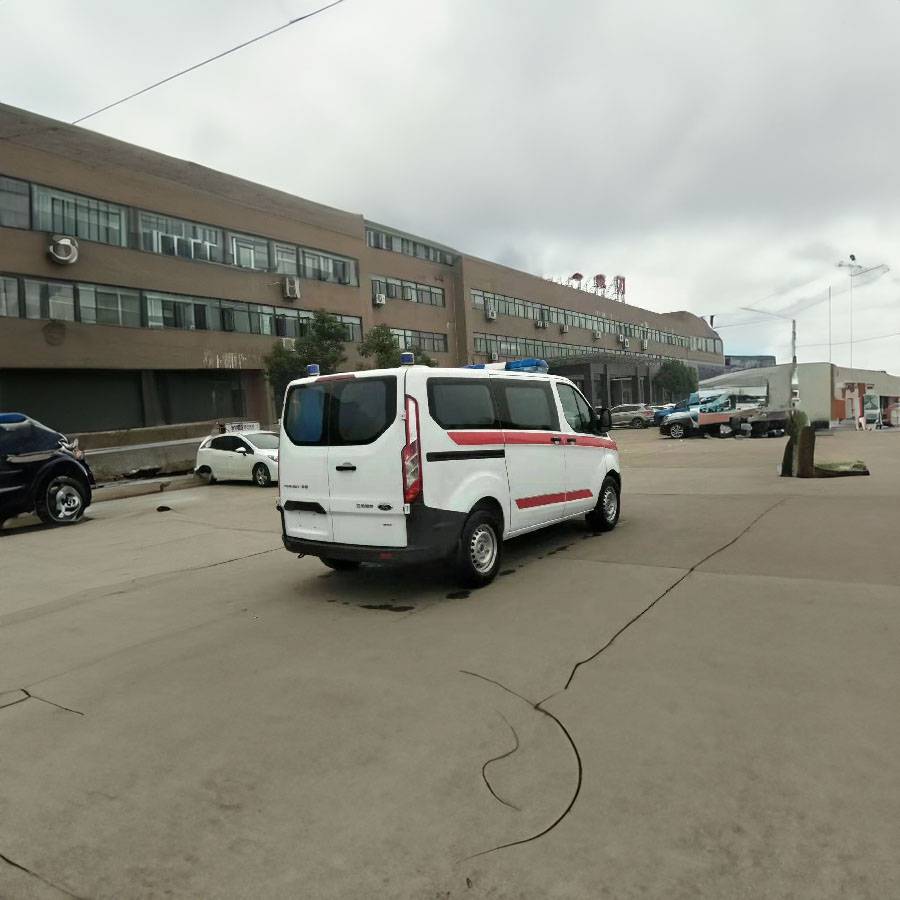 深圳市南山区人民医院租赁私人救护车到广西医科大学第三附属医院救护车出租收费标准