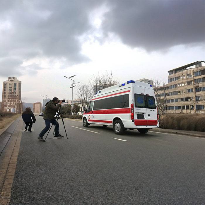 开平市中心医院私人救护车出租到洛阳市第二人民医院哪里有救护车租赁