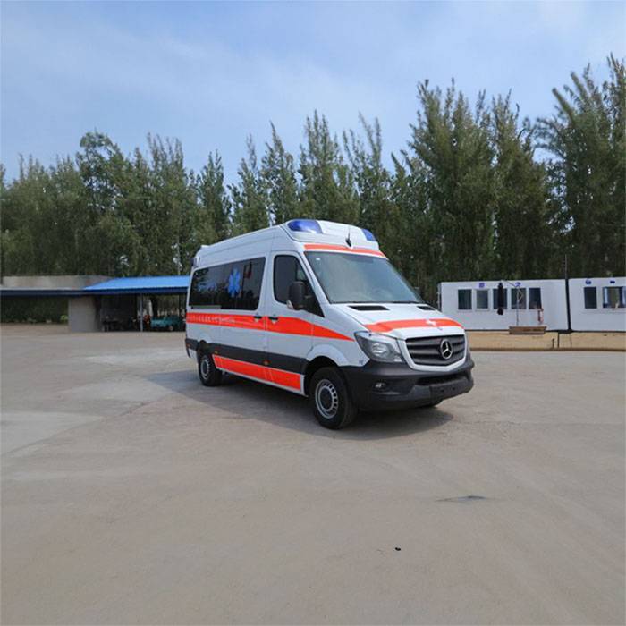 汕头市中心医院租赁私人救护车到肇庆市中医院救护车出租收费标准