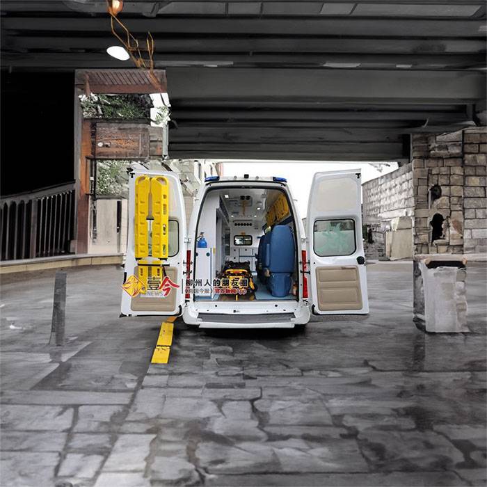 中山大学附属医院黄埔院区租私人急救车到青岛市立医院长途救护车出租