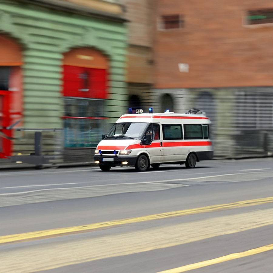广州银行医院预约私人救护车转运到重庆市第九人民医院（重庆医科大学北碚附属医院）救护车出租公司