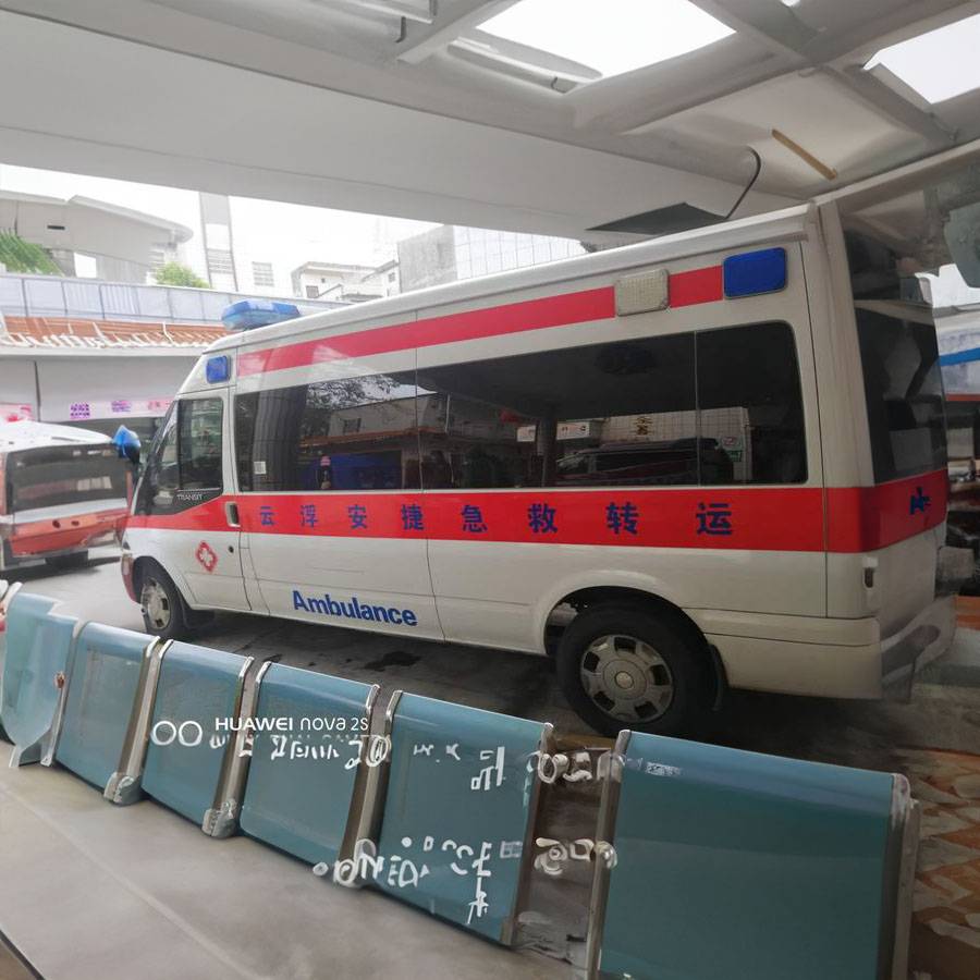 广东医学院附属惠州医院租120私人急救车到中国医学科学院皮肤病医院（中科院皮肤病院）救护车电话号码