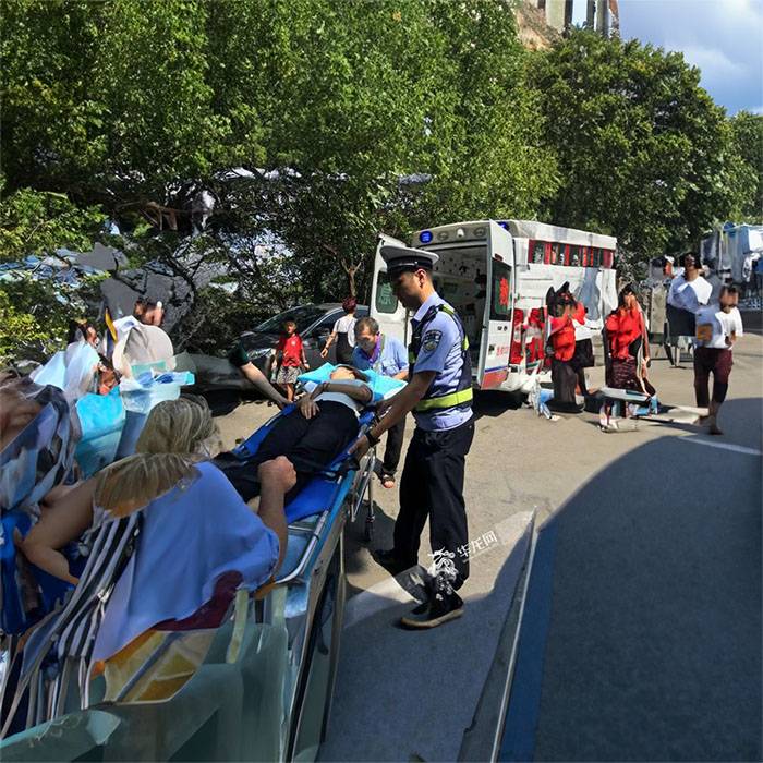 中国人民解放军四五八医院租私家救护车转院到武警总医院跨省救护车出租