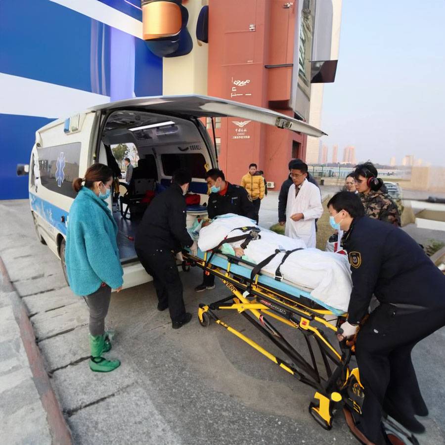 东莞市人民医院租赁私人救护车到宁夏人民医院长途救护车电话