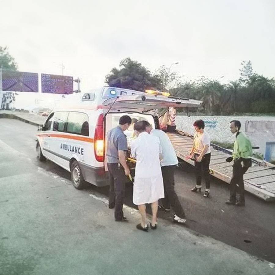 2023年120救护车租赁病重返乡到广州市白云区如何自己联系救护车