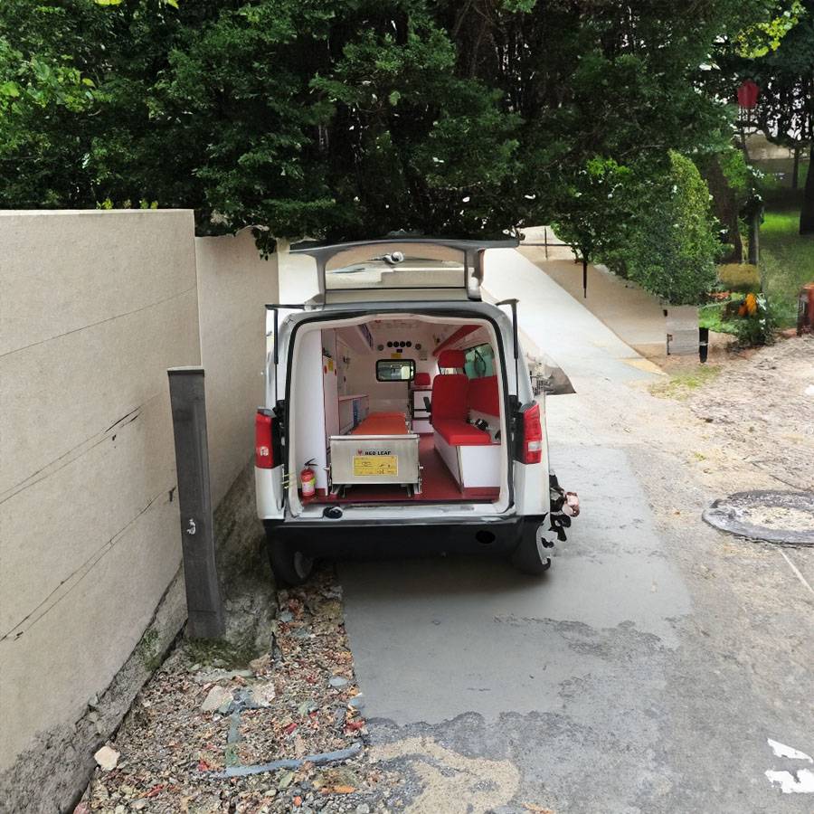 广州市妇婴医院私人救护车出租到株洲市中医院（湖南中医药高等专科学校附属医院、湖南中医学院第三附属医院）救护车收费标准