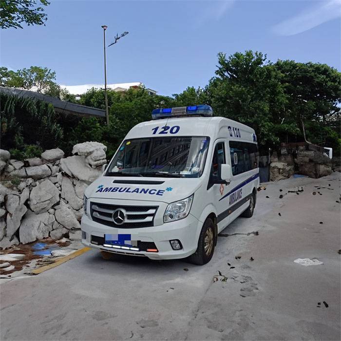 江门市五邑中医院租赁正规救护车到乌鲁木齐市友谊医院救护车出租