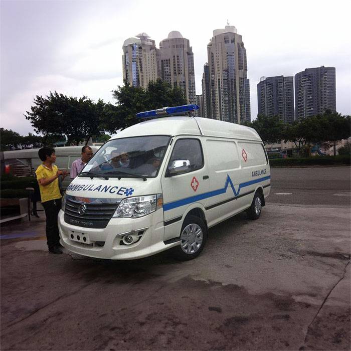 东莞康华医院租用私人救护车护送到北京世纪坛医院救护车电话