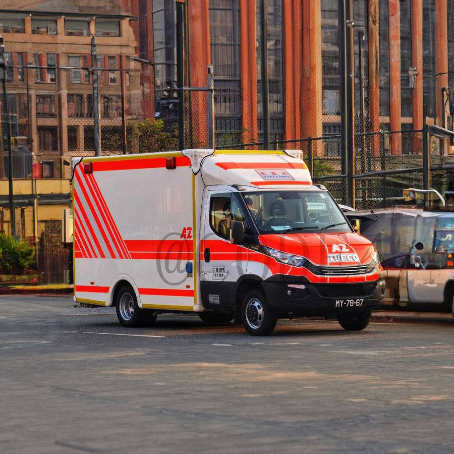 广州市第十二人民医院租用私人救护车到新疆维吾尔自治区人民医院跨省救护车出租