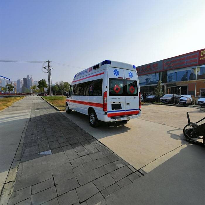 2023年龙华出租私人救护车电话号码 急救车出租电话号码120出租多少钱