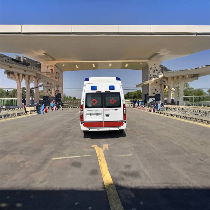 2023年广东深圳坪山出租私人救护车电话号码 急救车出租 急救车租车费用私人救护车出租收费