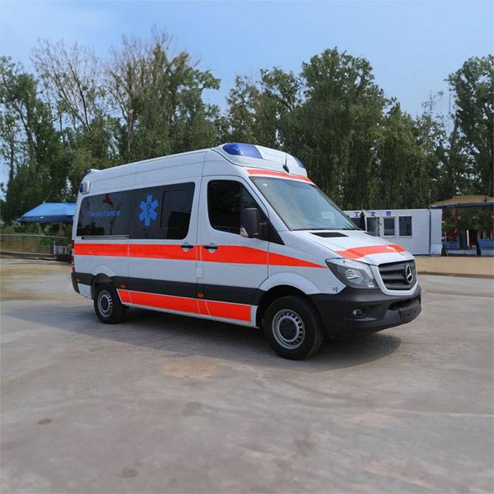 2023年广东深圳盐田租赁120联系电话 救护车出租 私人救护车租车多少钱急救车租车收费标准