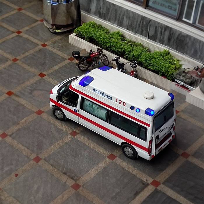 广东粤北人民医院租私家救护车转院到珠海市人民医院（暨南大学医学院第三附属医院）医院救护车电话号码