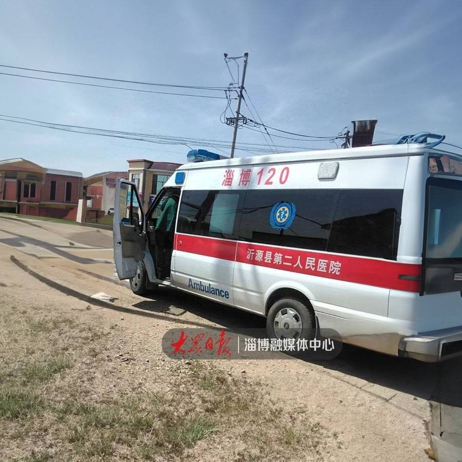 2023年广东省深圳布吉区出租私人救护车电话号码 一般救护车转院多少钱一般救护车转院多少钱