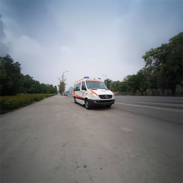 2023年深圳布吉区救护车租车联系方式 救护车长途转运收费标准救护车长途转运收费标准