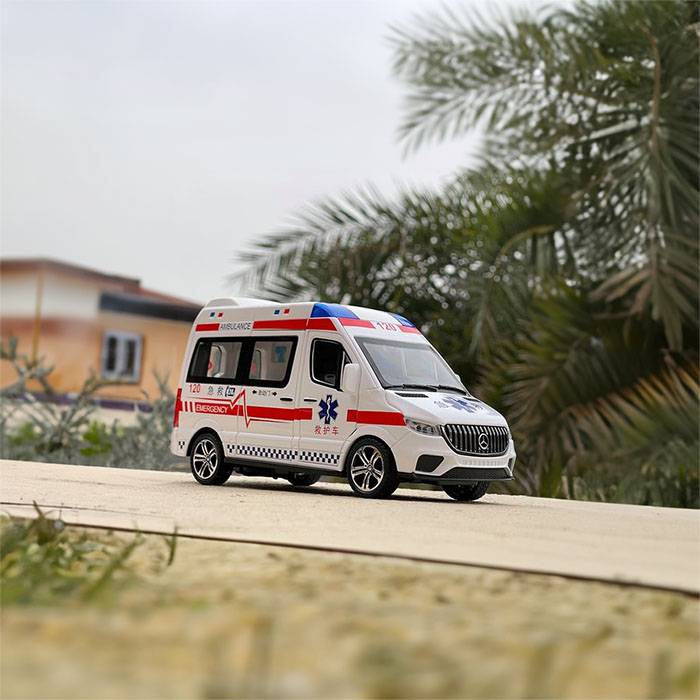 2023年深圳急救车租赁康复回老家到清远市连南瑶族自治县正规救护车电话