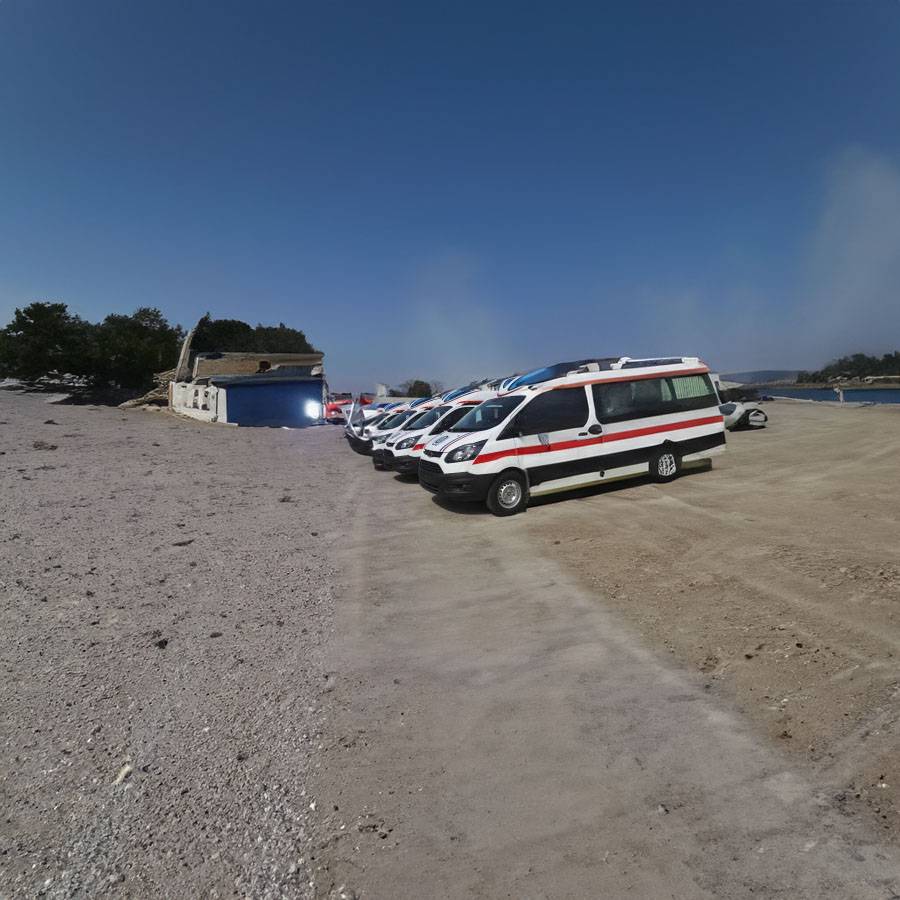 广东广州医学院口腔医院预约私人救护车租赁到枣庄市立中医院救护车出租转运