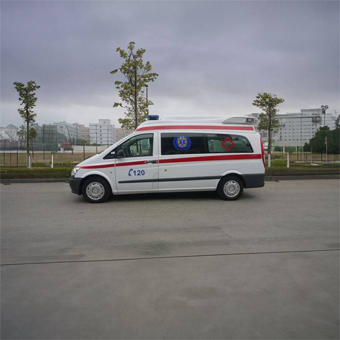 2023年深圳广东省深圳龙岗救护车 电话 救护车护送病人回家多少钱救护车护送病人回家多少钱