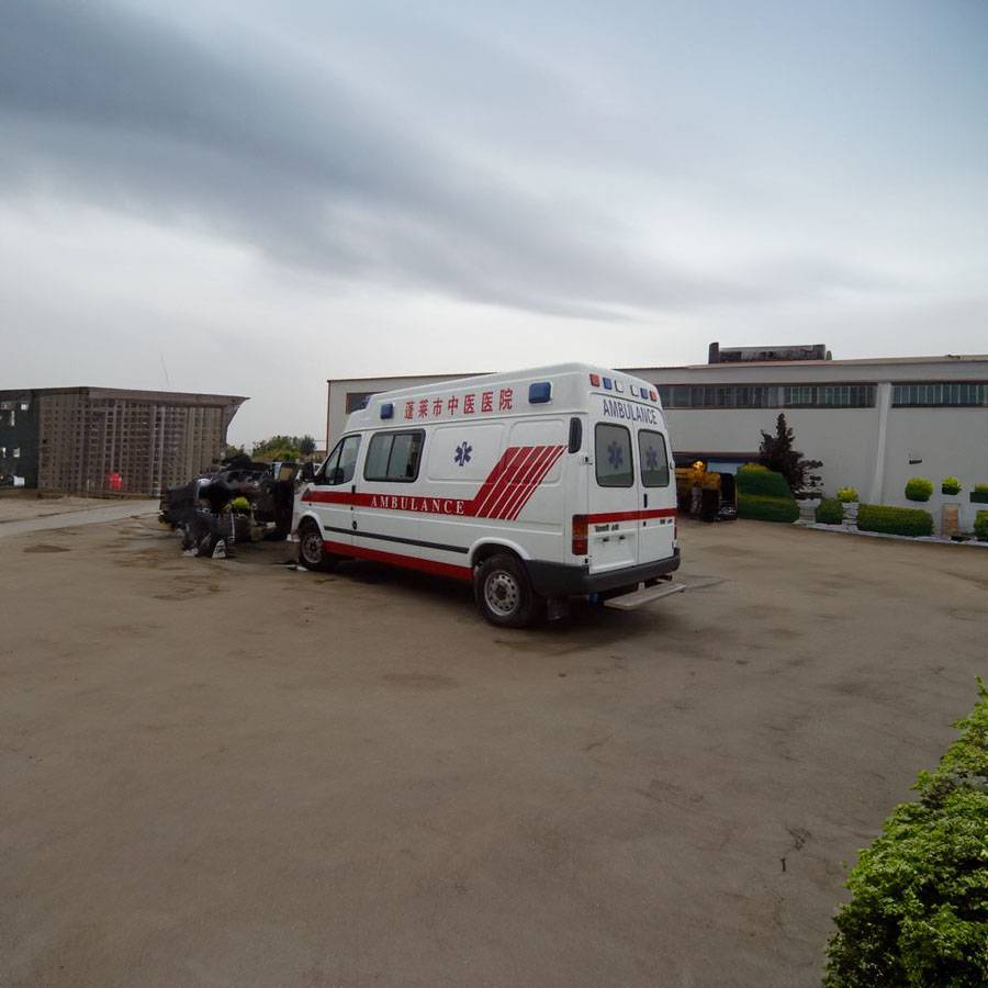 广东肇庆市中医院私人救护车出租到西安市第四医院（西安广仁医院）救护车长途转运病人怎么收费