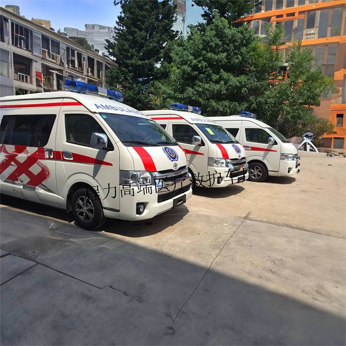 2024年深圳广东省深圳福田租赁私人救护车联系电话 救护车出租联系电话 120租车收费120租赁收费标准