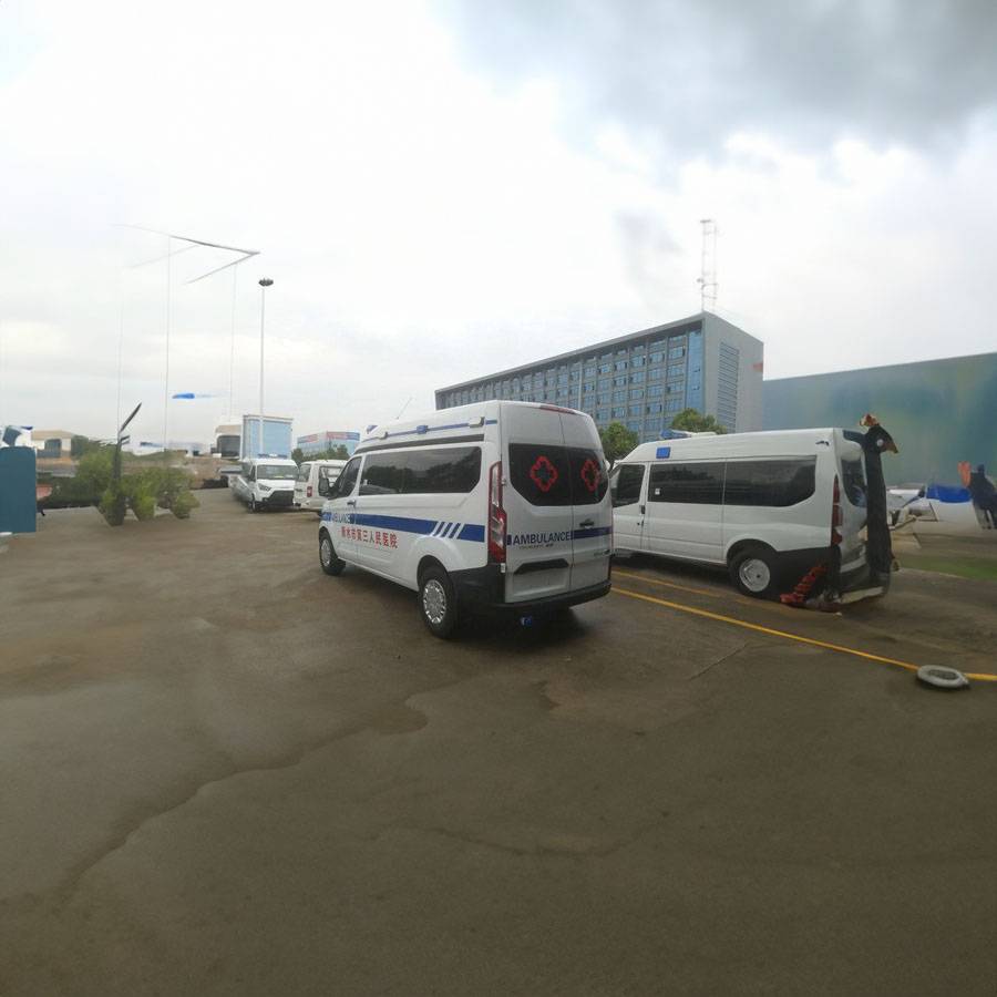 罗定市人民医院120私人救护车租赁到吉林大学第三医院租赁私人救护车电话号码