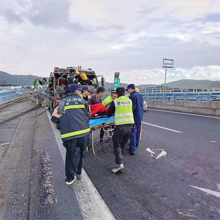 广东深圳新区私人救护车出租2023已更新(今日资讯)