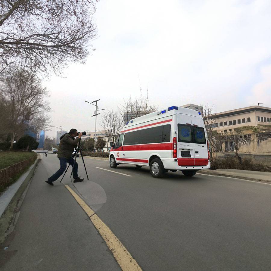 2024年深圳救护车出租康复回老家到肇庆市端州区私人救护车租车联系电话