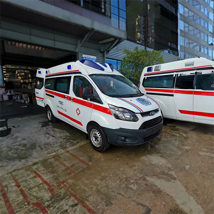 2024年深圳广东省深圳布吉区长途救护车租赁电话 救护车多少钱一辆一次担架车接送病人价格表