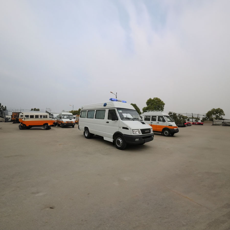 广州医学院第三附属医院租赁私家救护车转院到宝鸡市中心医院正规救护车出租