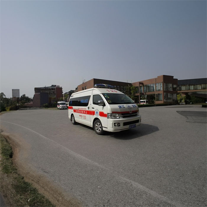 2024年深圳120救护车租赁康复回家到汕头市潮南区医院转运车电话