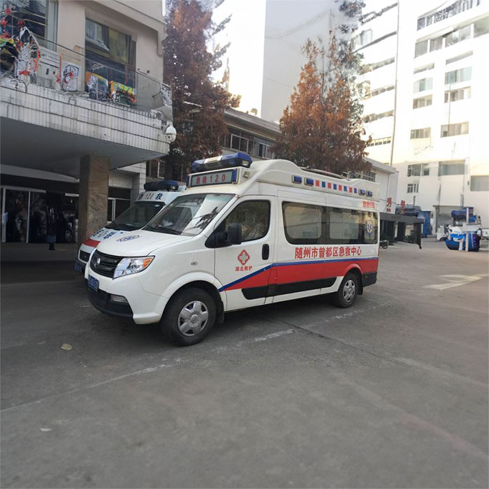 2024年深圳广东省深圳龙华救护车护送电话 正规救护车出租费用运送车辆怎么收费
