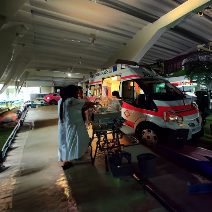 2024年深圳盐田区租赁120电话 120出租联系方式 急救车租赁多少钱私人医疗救护车怎么收费