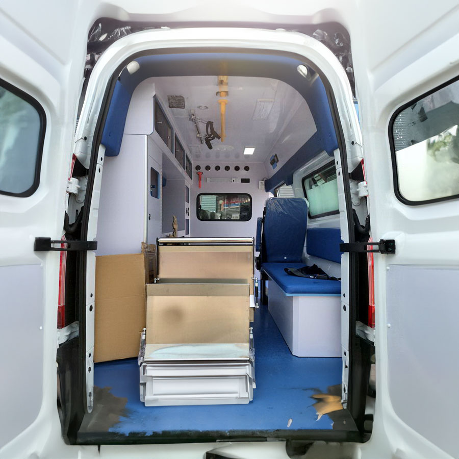 广东阳江市人民医院租私人急救车到乌鲁木齐市友谊医院（乌鲁木齐市第三医院）救护车转运