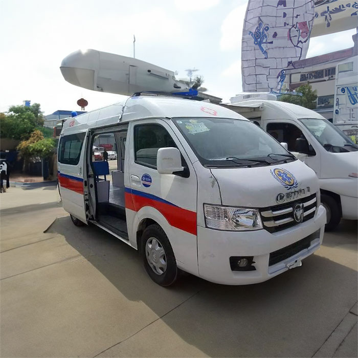 2024年深圳福田出租私人救护车联系方式 急救车出租联系电话 120出租收费标准救护车租赁价格多少