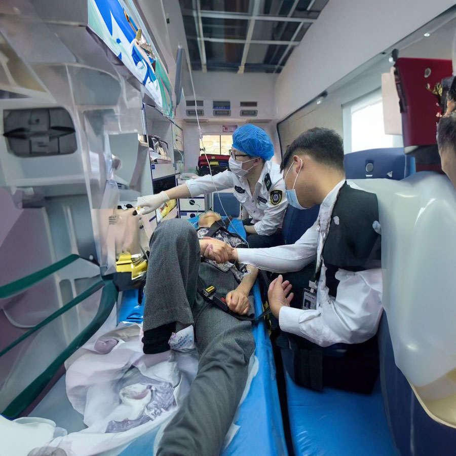 2024年深圳广东深圳罗湖急救车出租电话号码 救护车送病人多少钱急救车租赁收费