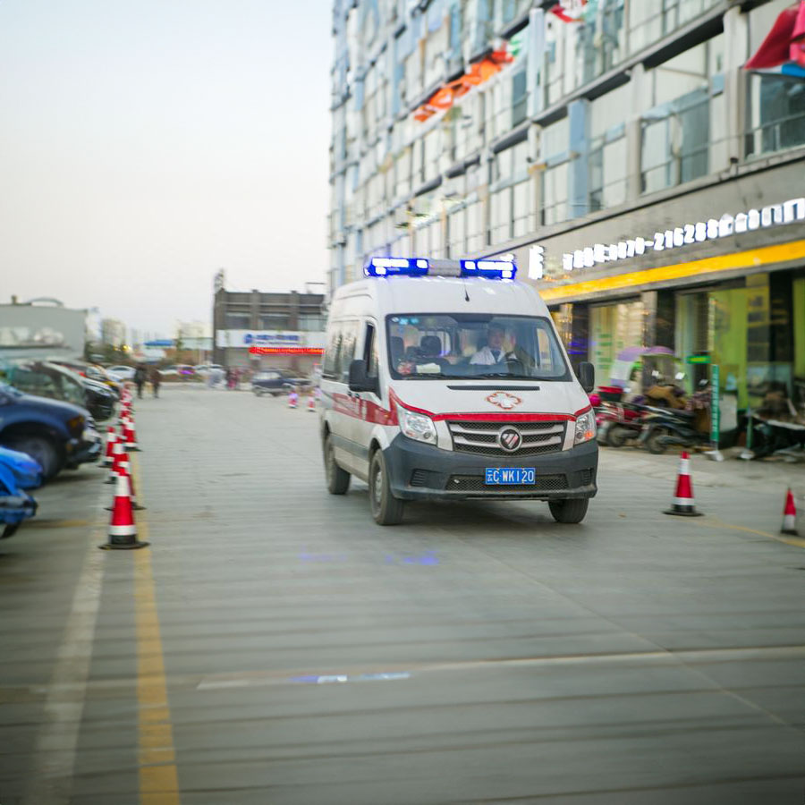 2024年深圳龙华区救护车电话是多少? 救护车收费标准2023救护车收费标准2023